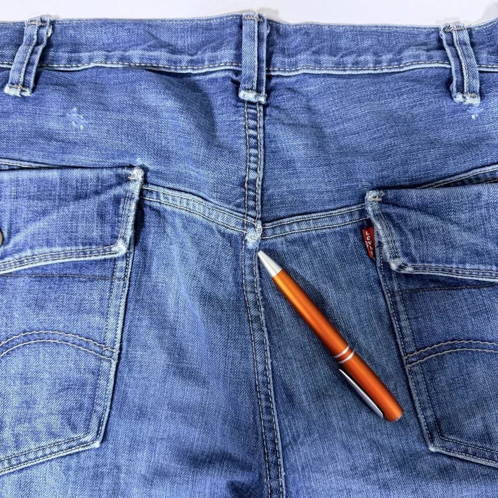 Levi's 569 Straight Leg Jeans Mens 40x30 Blue Denim Cotton Loose Fit‎ Black Tag